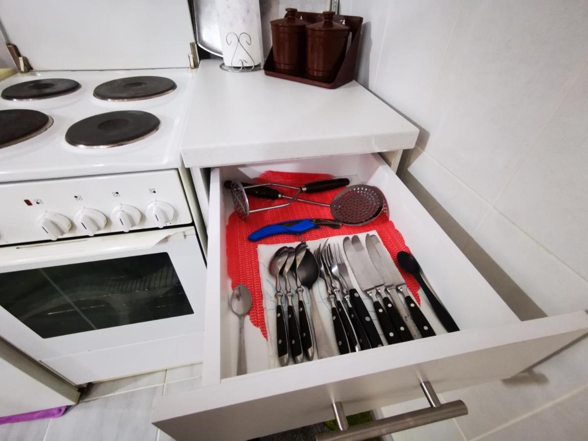 White Apartment Sarajevo - Free Parking Екстер'єр фото