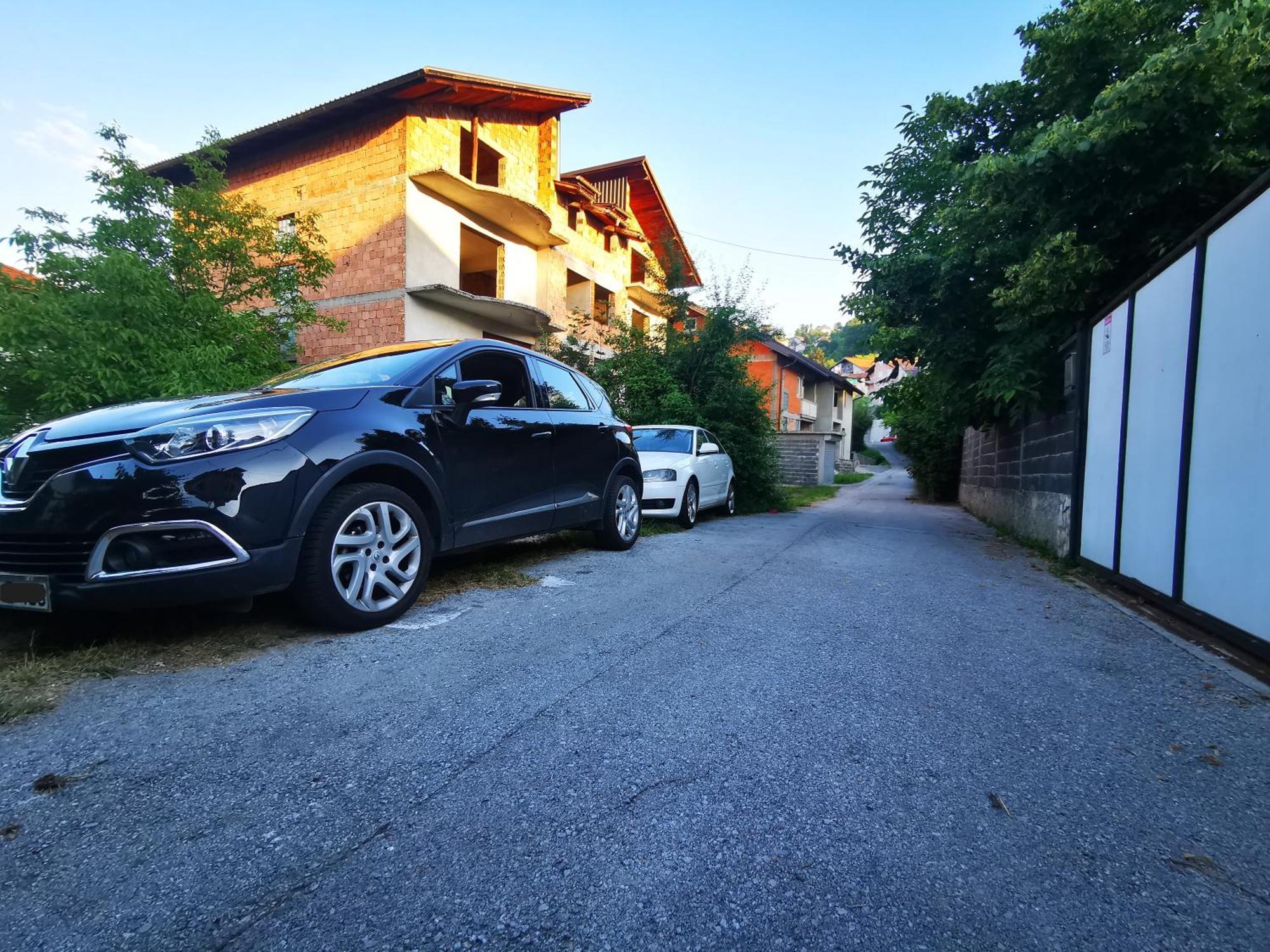 White Apartment Sarajevo - Free Parking Екстер'єр фото